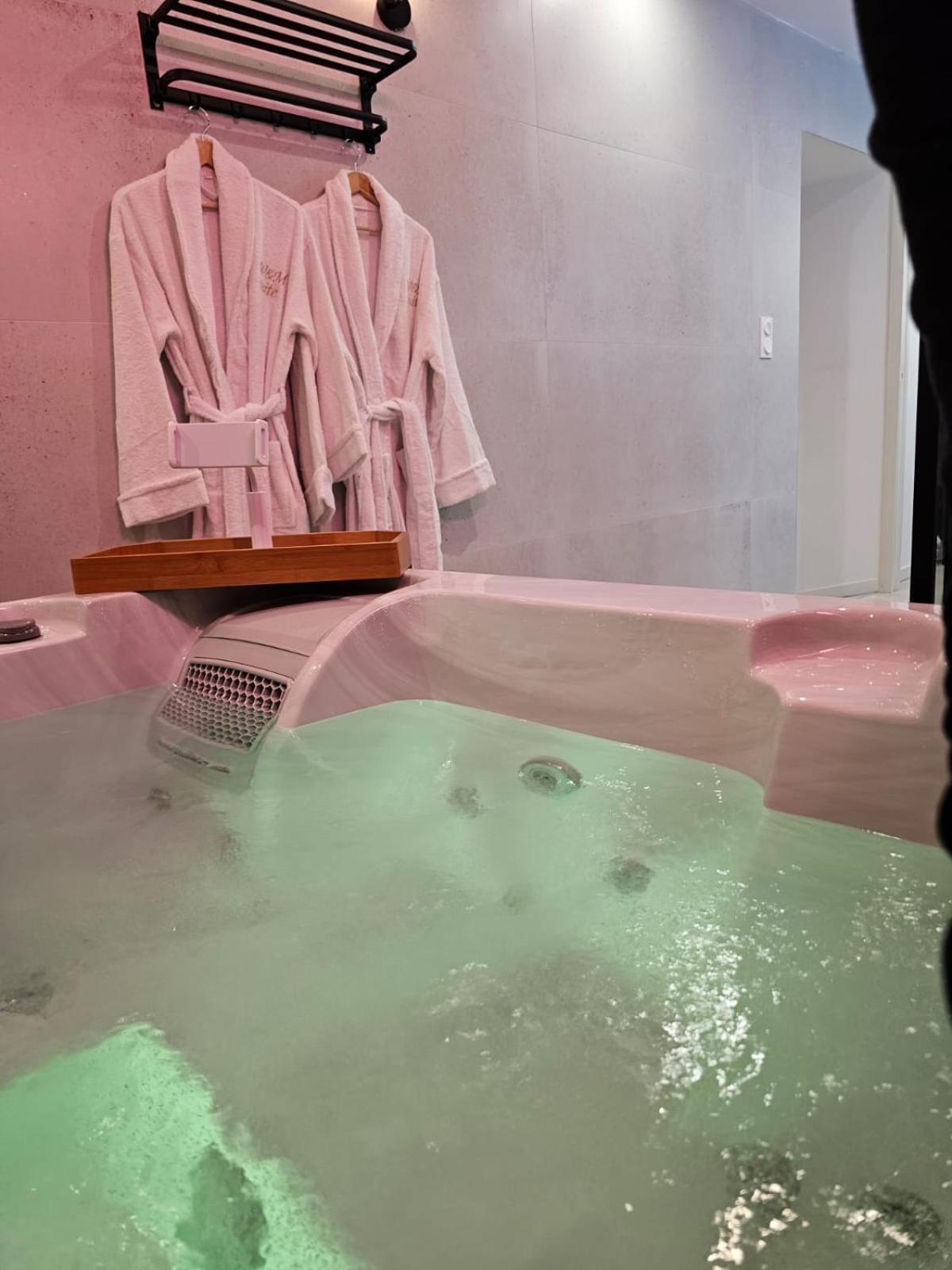 - W&m Apartment Clermont-l'Herault